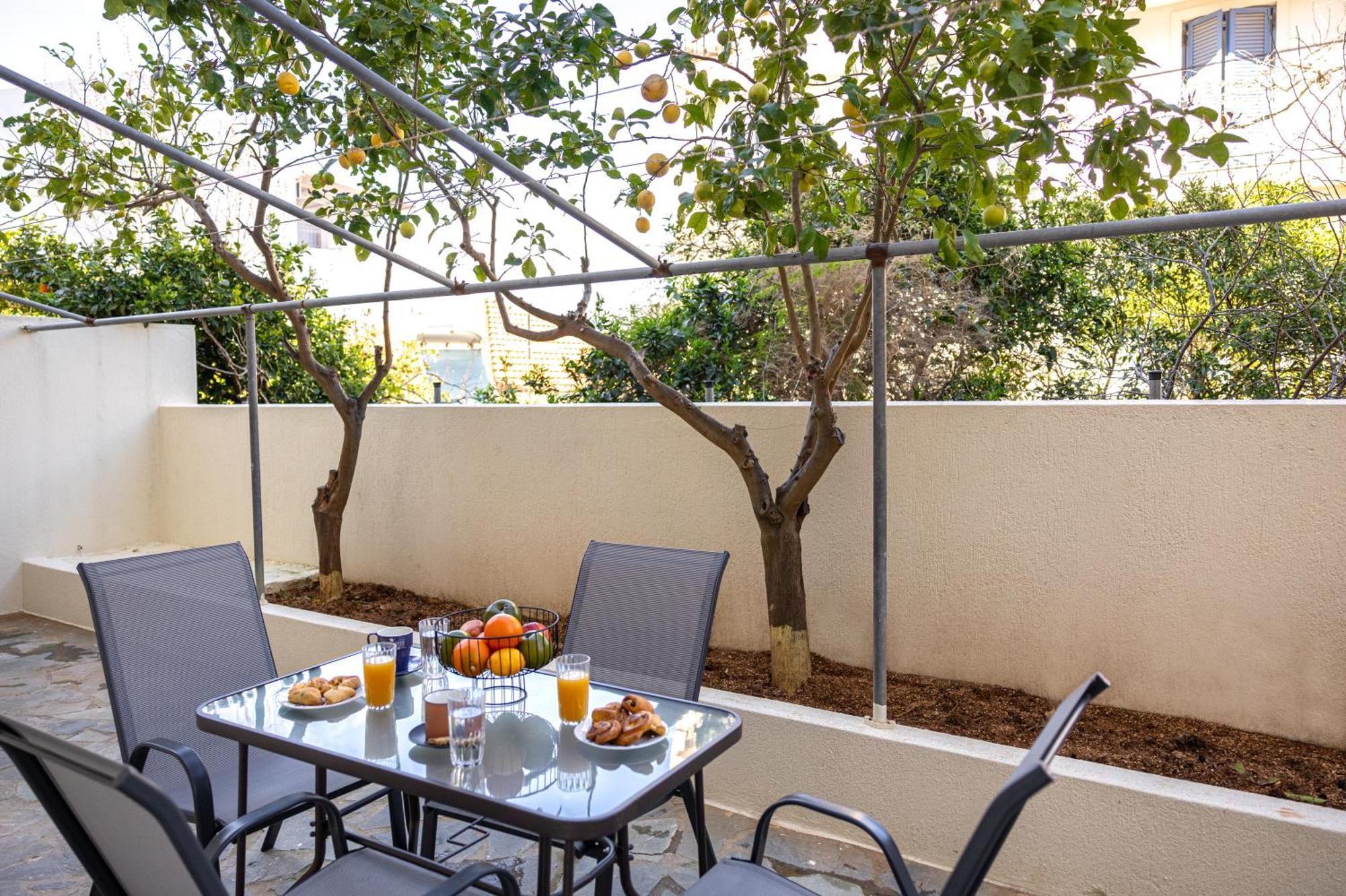 Pavlos Apartments Аргостолион Экстерьер фото