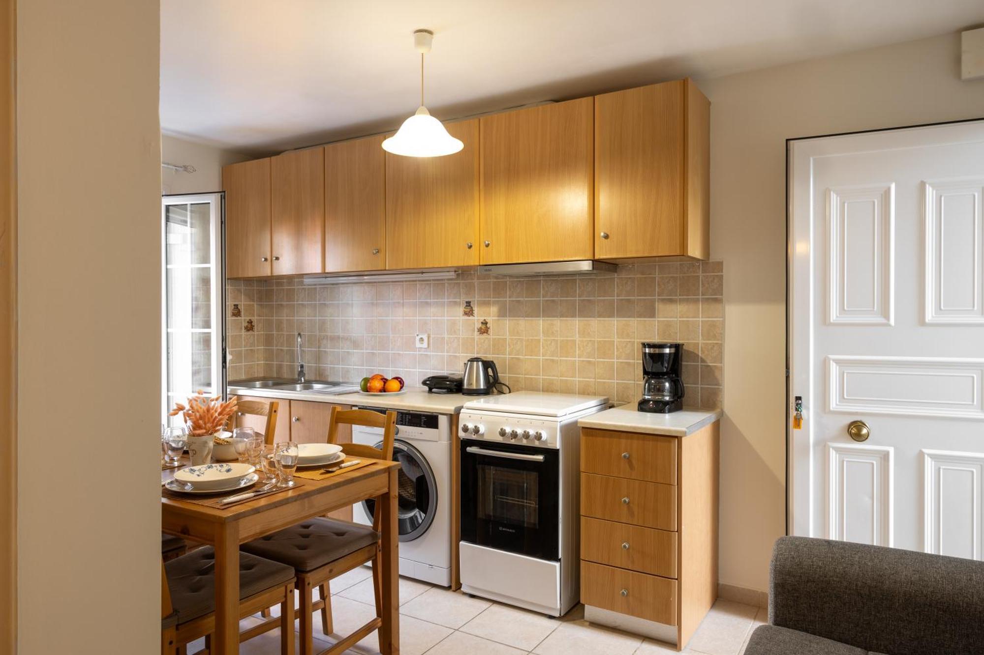 Pavlos Apartments Аргостолион Экстерьер фото